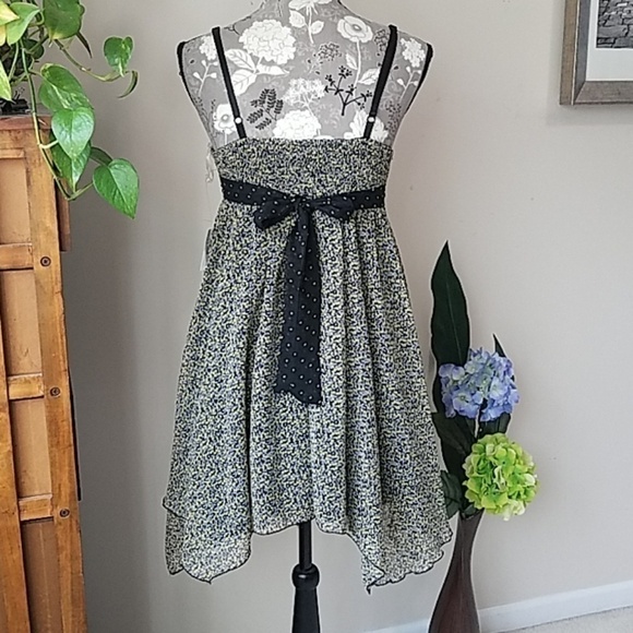 NWT Johnny Martin floral babydoll dress Sz. 5 - Picture 5 of 8